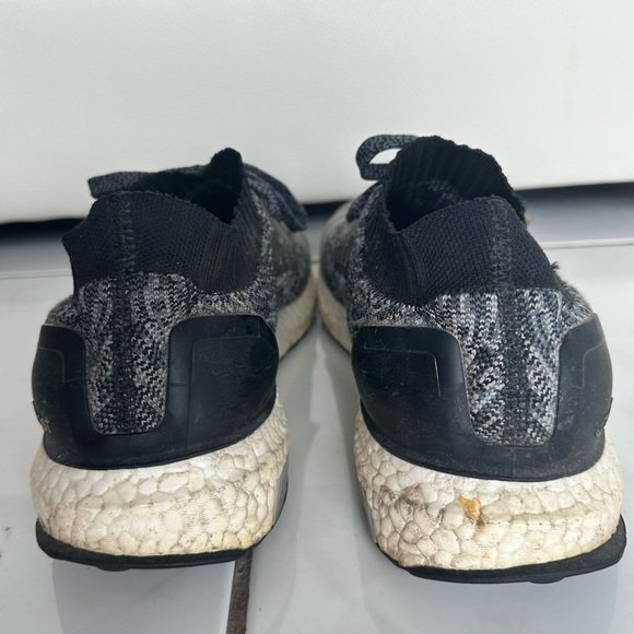Adidas Ultra Boost Uncaged - Picture 3 of 6
